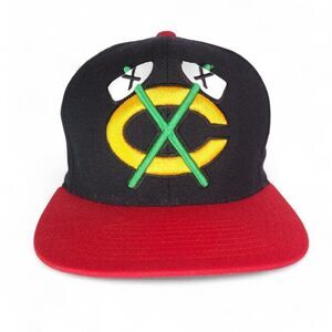 Mitchell & Ness Vintage Hockey Chicago Blackhawks Large Tomahawk Snapback Hat